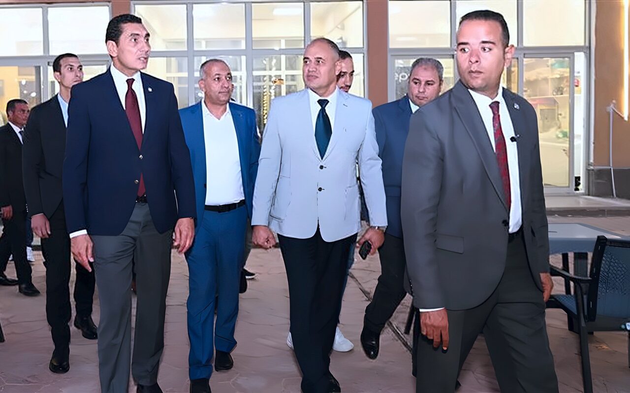 وزير الرياضة يتفقد نادي «تنمية كلوب» بمدينة بدر