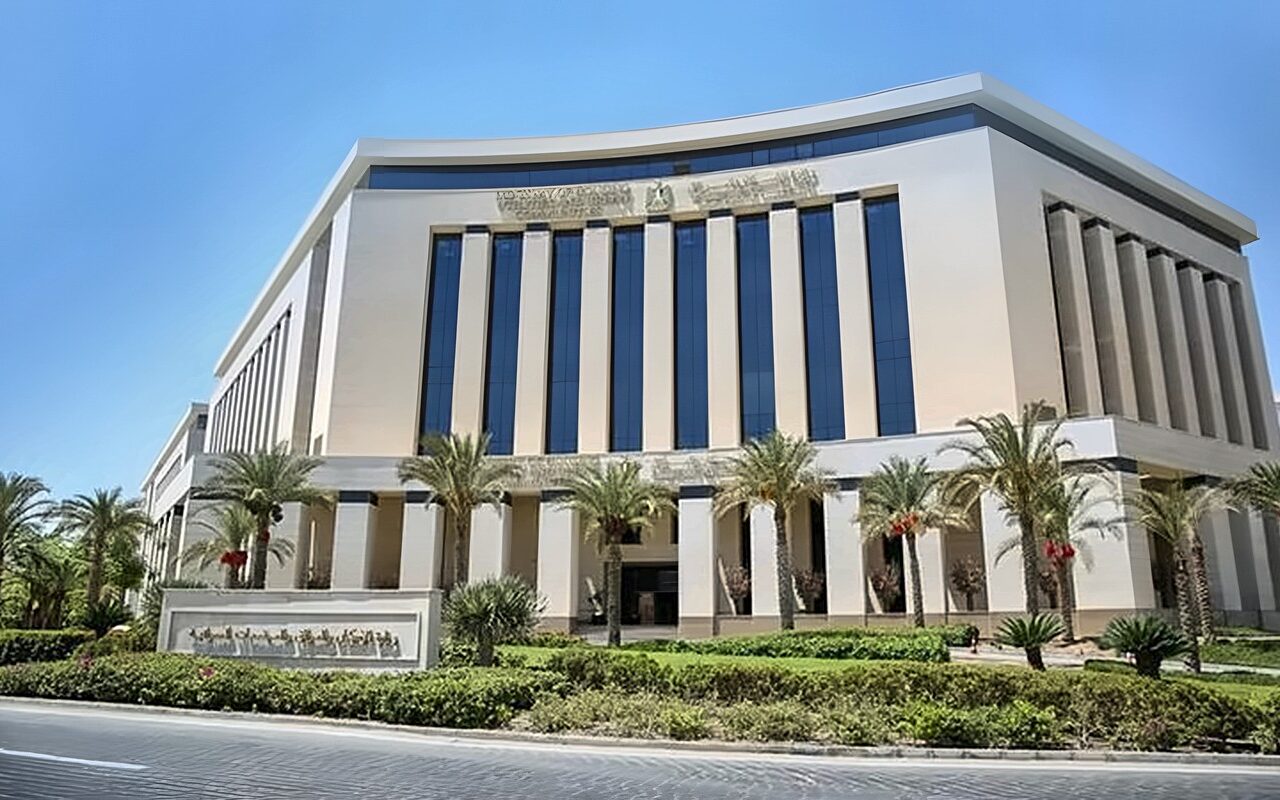 “وزارة الإسكان” تستعرض استراتيجية التنمية المكانية لإقليم غرب القاهرة بالتعاون مع البنك الدولي