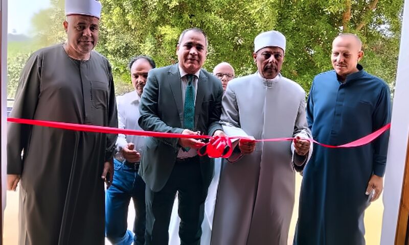 محافظ بني سويف ينيب رؤساء سمسطا واهناسيا في افتتاح مسجدين | صور