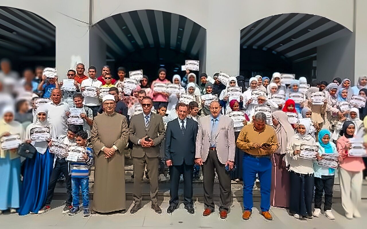 مدير تعليم بني سويف يكرم الفائزين في مسابقة القرآن الكريم