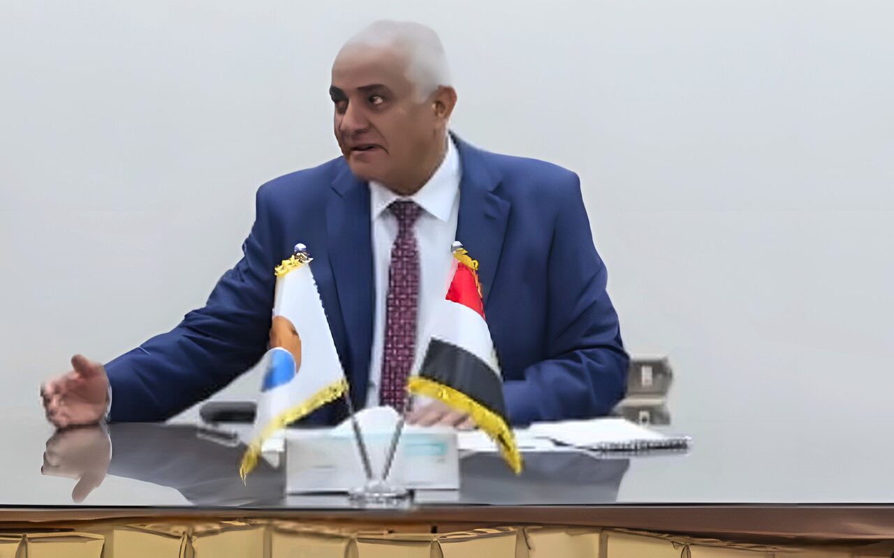 رئيس مياه الشرب الجديد ببني سويف يشدد على ضرورة تكاتف كافة القطاعات للنهوض بمنظومة العمل