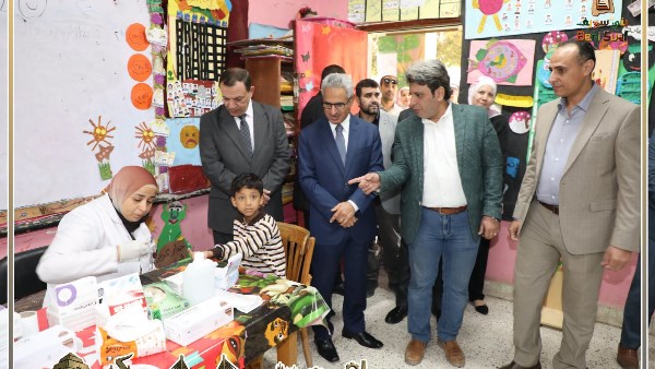 محافظ بني سويف يُتابع مبادرة الكشف عن الأنيميا والسمنة والتقزم لتلاميذ الابتدائي