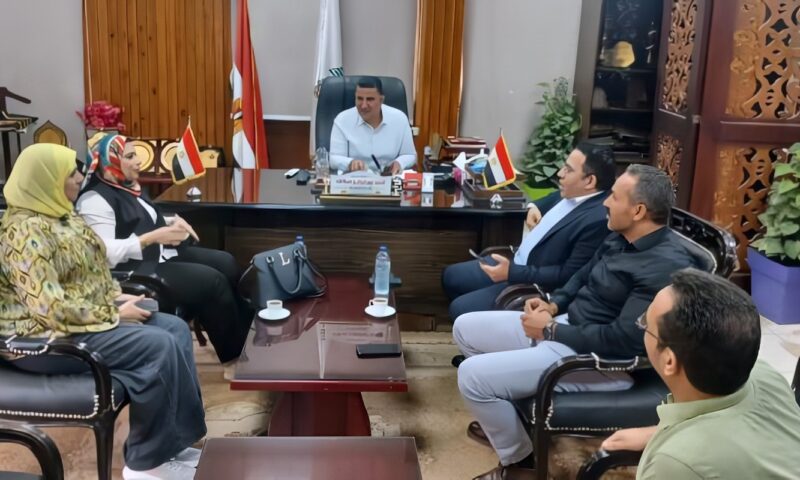رئيس جهاز مدينة بني سويف الجديدة يستقبل وفد قطاع التخطيط لمتابعة أعمال التنمية والتطوير