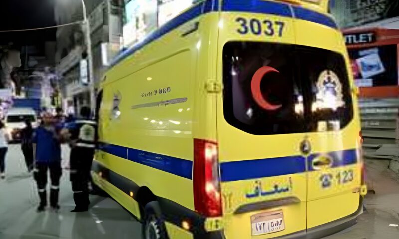 مصرع شخص وإصابة 10 في انقلاب ميكروباص على الطريق الدائري