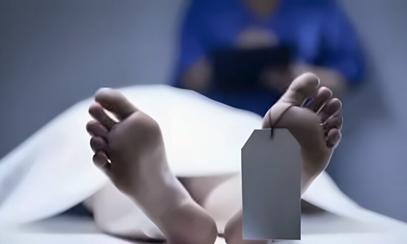 هندي ينهي حياته داخل شقته بالتجمع الأول ويترك خطاب وداع لزوجته وأبنائه