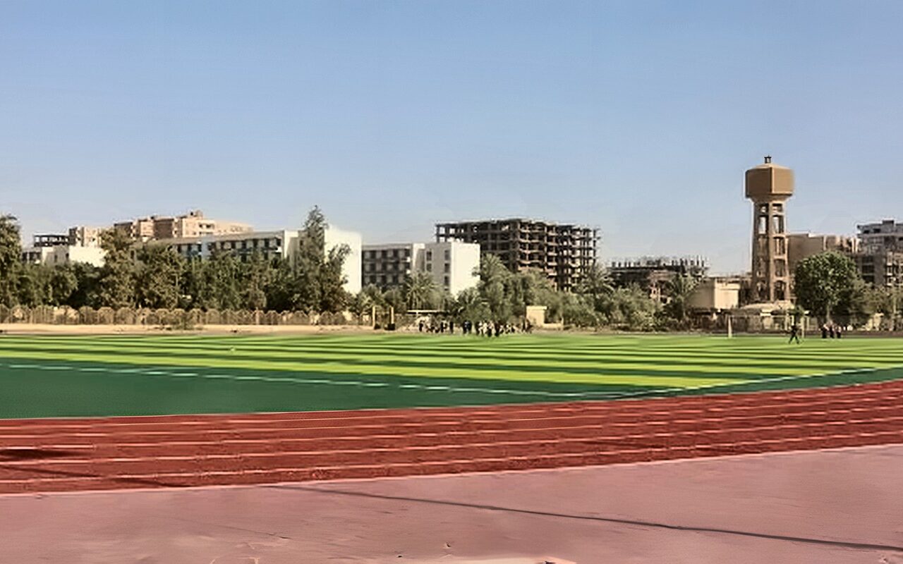 مجلس جامعة المنيا يتفقد المدينة الرياضية وملاعب التربية ومنفذ بيع المنتجات والحديقة