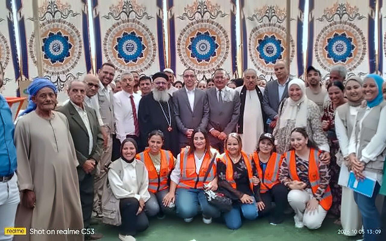 المنيا: مشروعات متناهية الصغر لـ120 سيدة وأسمدة للمستفيدين من المدارس الحقلية.. شاهد