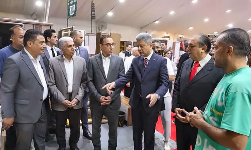 بمشاركة 25 عارضًا.. افتتاح معرض «أوكازيون دمياط للأثاث» على كورنيش النيل