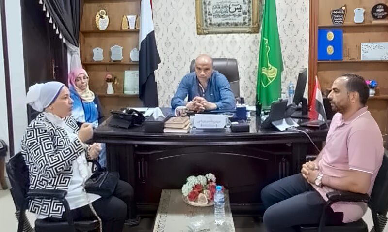 سمالوط تنظم لقاءً لتقديم أوجه الدعم تحقيقا لهدف «قري بلا أمية» في المنيا