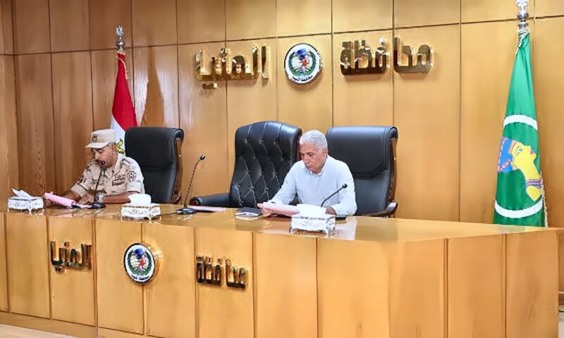 استعدادًا لـ «صقر 174».. سكرتير عام المنيا يعقد الاجتماع التنسيقي الأول لمجابهة الأزمات والكوارث