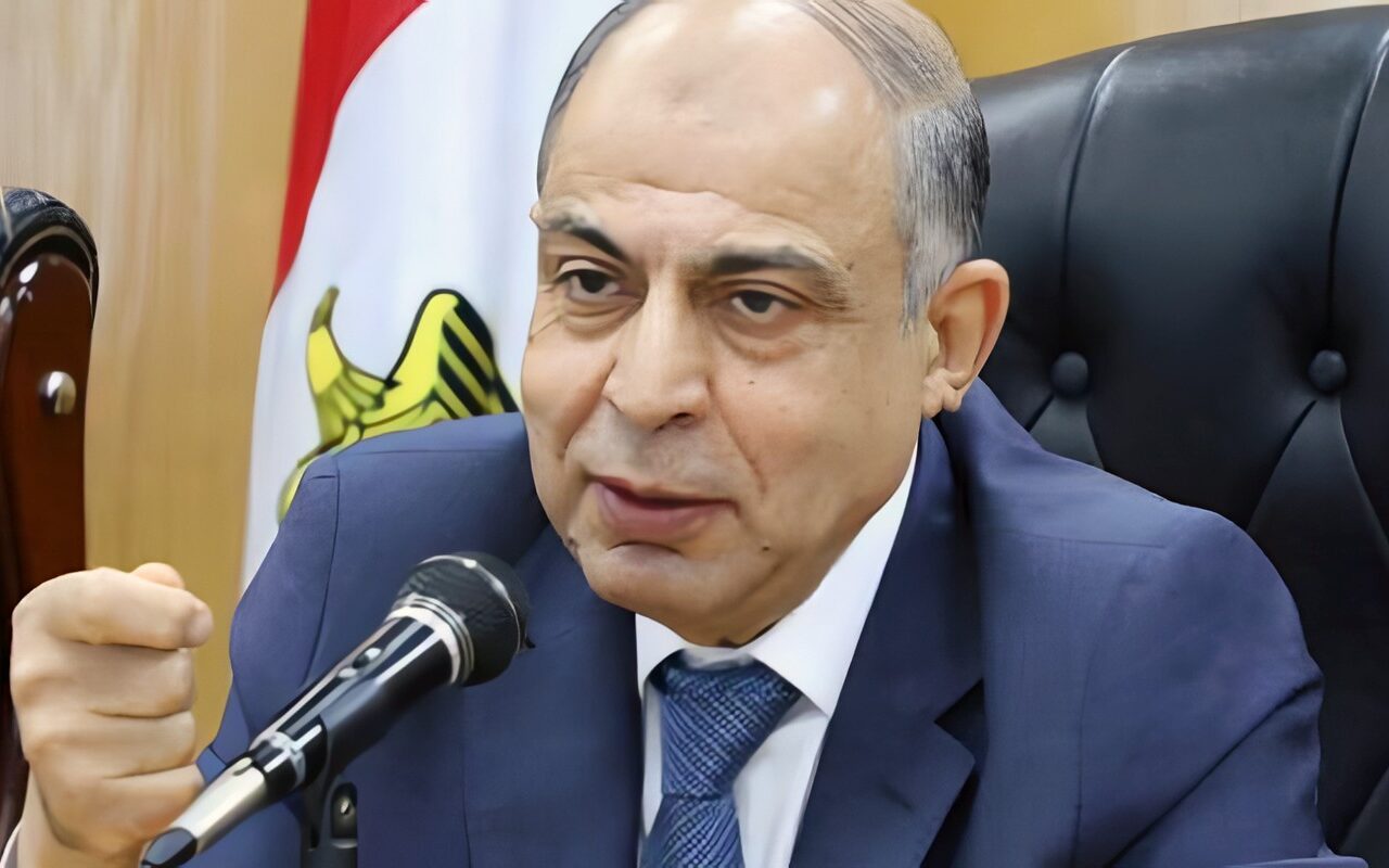 محافظ المنيا يُصدر حركة تنقلات مُوسعة لرؤساء المراكز والمدن .. تفاصيل