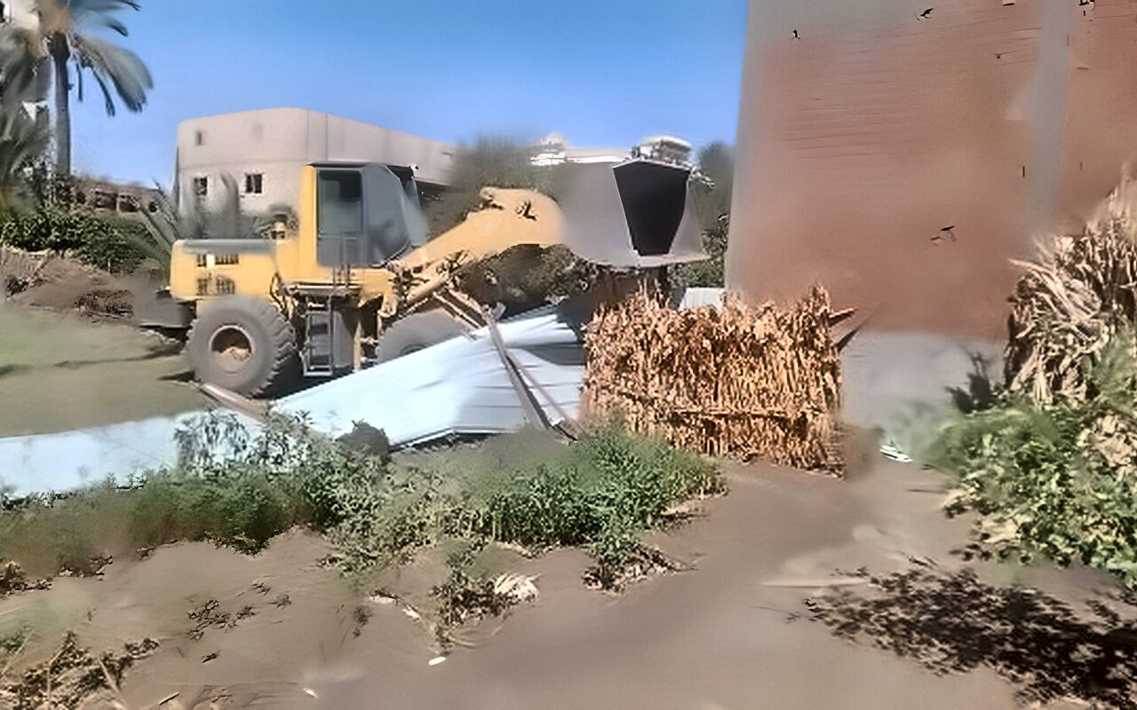 محافظ أسيوط: إزالة 33 حالة تعد ومخالفة بناء واسترداد أراضي ضمن أعمال الموجة الـ30 للإزالات