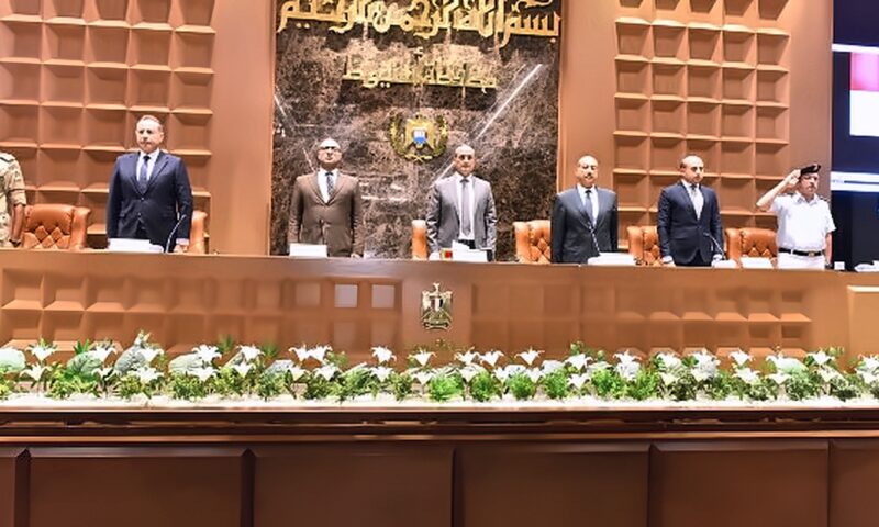 محافظ أسيوط يشهد ورشة عمل حول إجراءات السلامة أثناء الحفر قرب خطوط الغاز