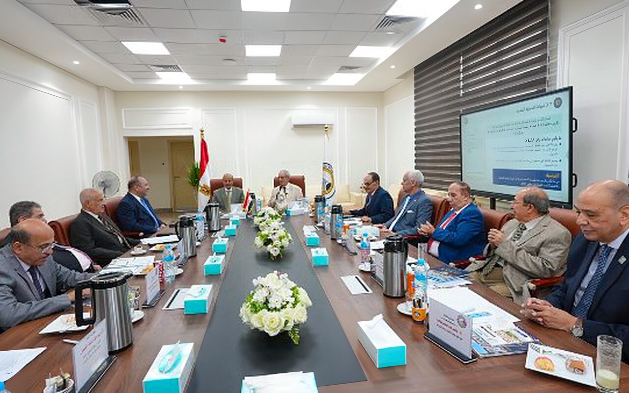 محافظ أسيوط: تطوير منظومة التعليم الجامعي يمثل ركيزة أساسية لبناء الإنسان المصري