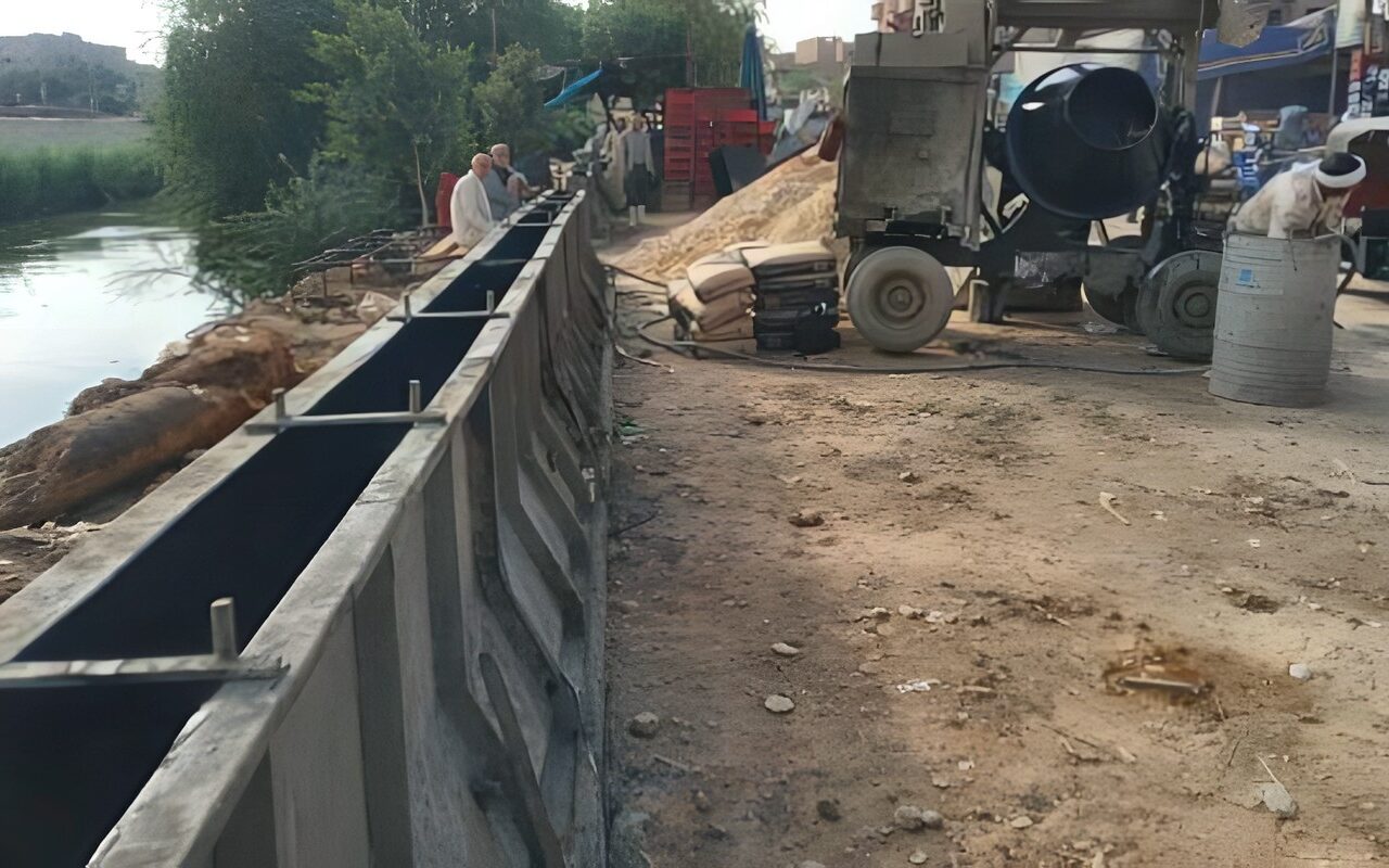 محافظ أسيوط: تركيب حواجز “نيوجيرسي” بموقف غرب السكة الحديد بأبوتيج لتعزيز السلامة