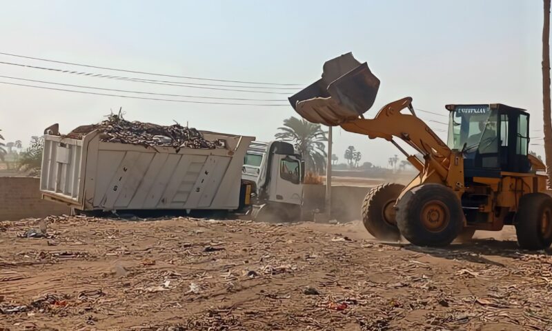 أسيوط.. رفع 94 طن مخلفات خلال حملات مكثفة للنظافة بمدينة صدفا