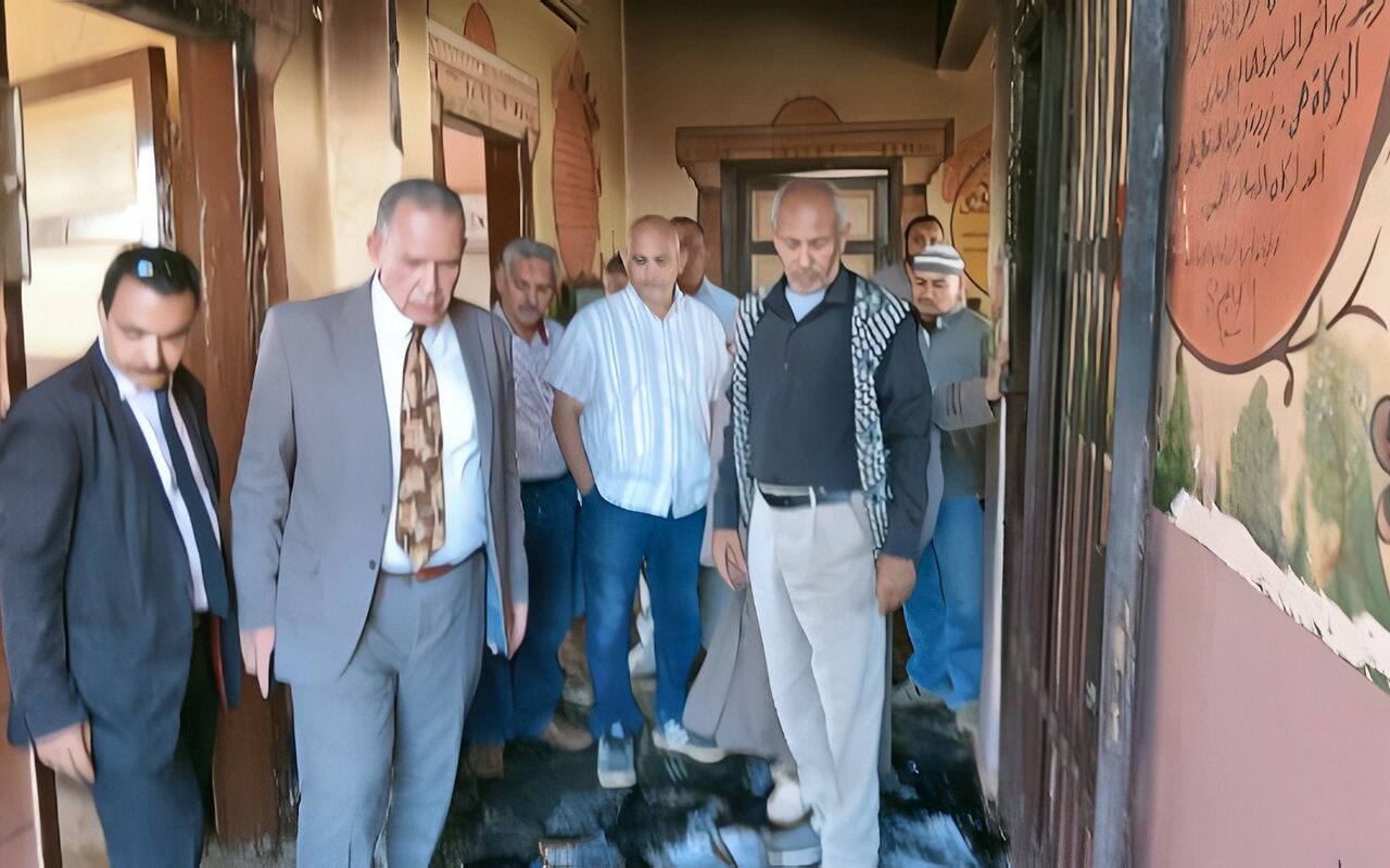 دون إصابات .. وكيل تعليم أسيوط يتفقد جهود السيطرة على حريق بمدرسة الخلفاء الراشدين الابتدائية