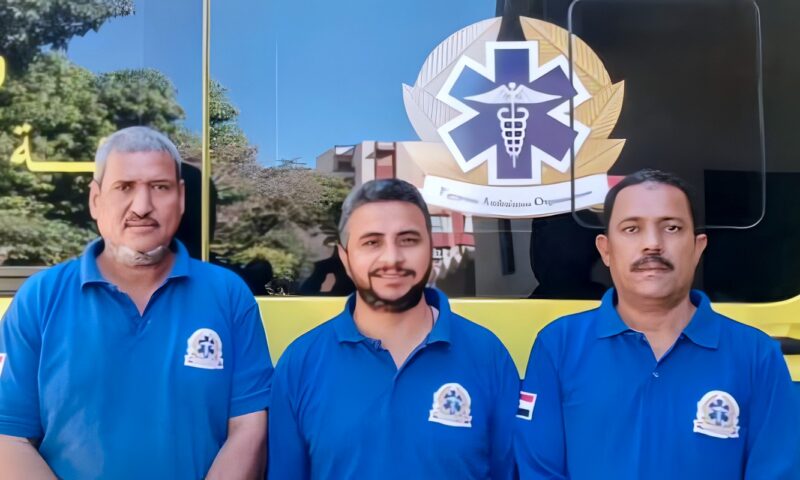7 دقائق بين الحياة والموت.. حكاية طفل غريق أعاده أبطال الإسعاف إلى الحياة في أسيوط