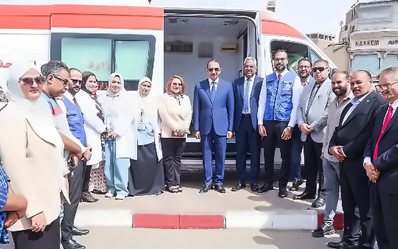 بالتزامن مع احتفالات ذكرى انتصارات أكتوبر.. محافظ سوهاج يطلق فعاليات «صحة وانتصار» بميدان الثقافة