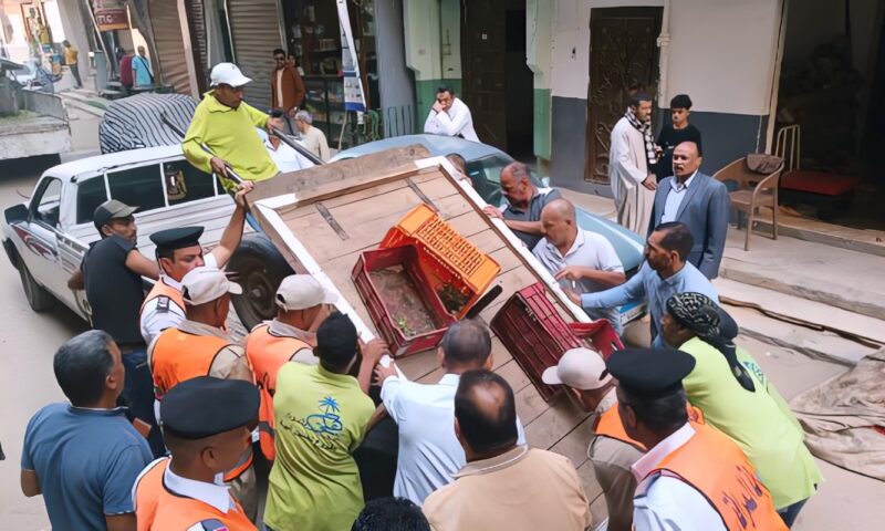 تحرير 10 محاضر إشغال ونظافة ومصادرة 76 مضبوطات متنوعة في حملة مكبرة بحي شرق