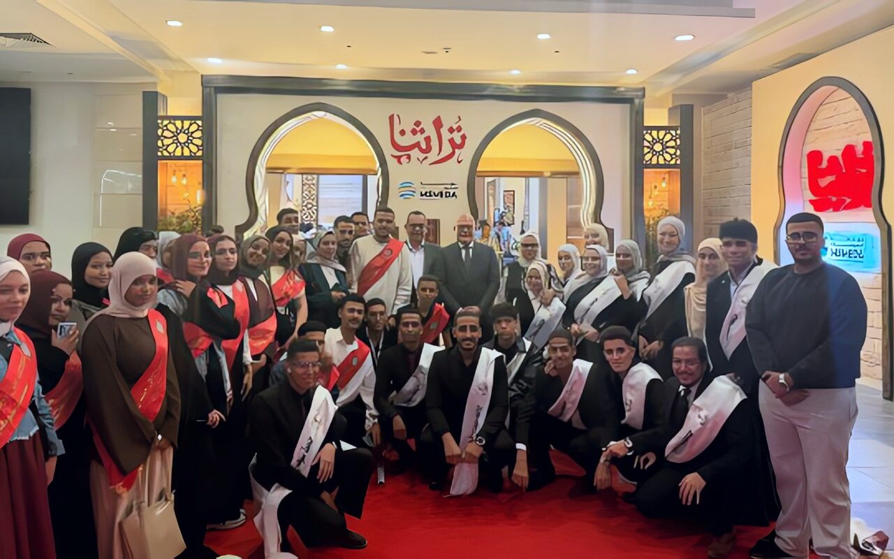 «النعماني» يتفقد إبداعات جامعة سوهاج في معرض «تراثنا 2026» للتعرّف على الحرف التراثية .. صور