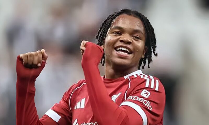 لاعب ليفربول: محمد صلاح أكثر لاعب تعلمت منه.. وسأظل ممتنًا له