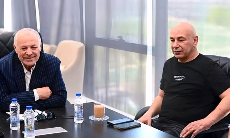 7 رسائل حاسمة من أبو ريدة للتوأم.. جلسة لم الشمل تنهي أزمة منتخب مصر؟