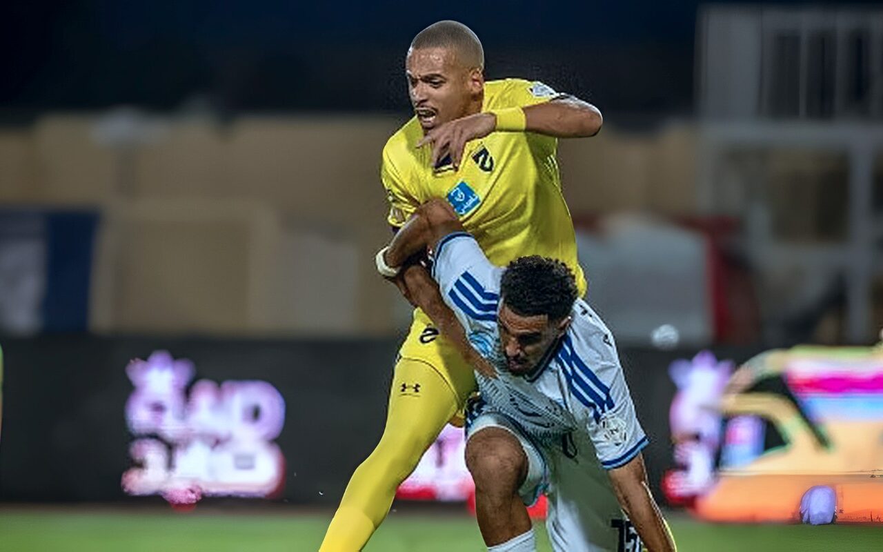 التعادل يحسم مواجهة الحزم ونيوم في دوري روشن السعودي