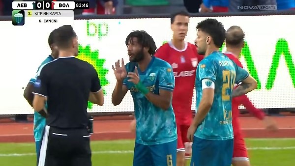 طرد محمد النني في ظهوره الأول مع ليفادياكوس بالدوري اليوناني