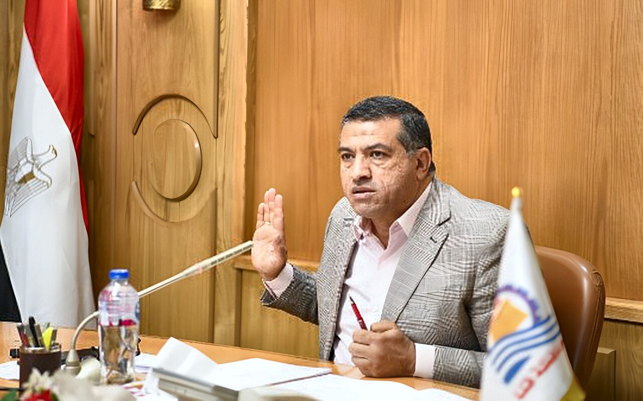 من 5 إلى 18عاما.. محافظ قنا يدعو الموهوبين للمشاركة في جائزة المبدع الصغير