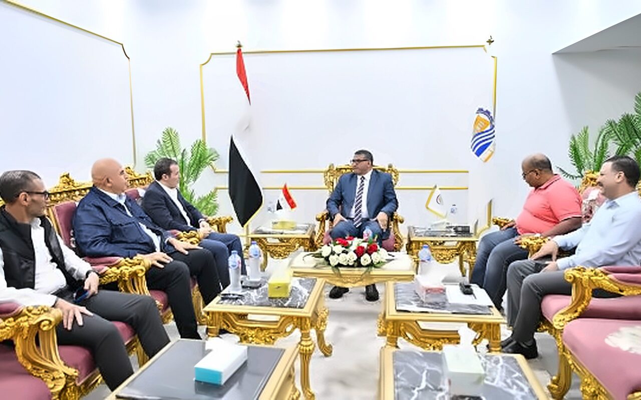 محافظ قنا: نعمل لتطوير منظومة الإسعاف ورفع كفاءة وحداتها القائمة