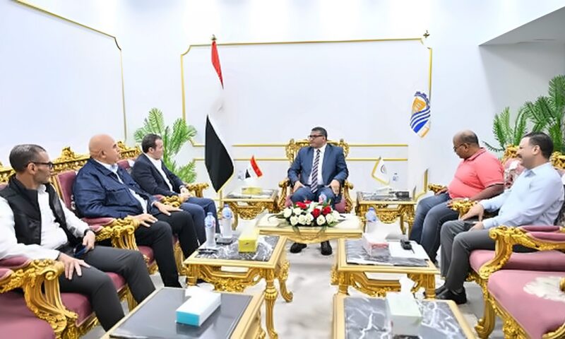 محافظ قنا: نعمل لتطوير منظومة الإسعاف ورفع كفاءة وحداتها القائمة