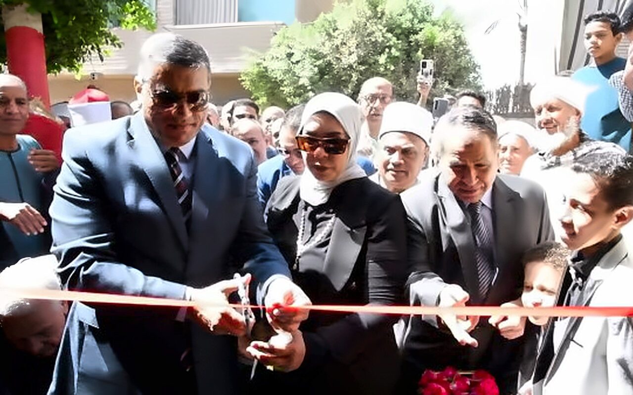 محافظ قنا يفتتح مسجد الرحمة بنجع سالم في نجع حمادي