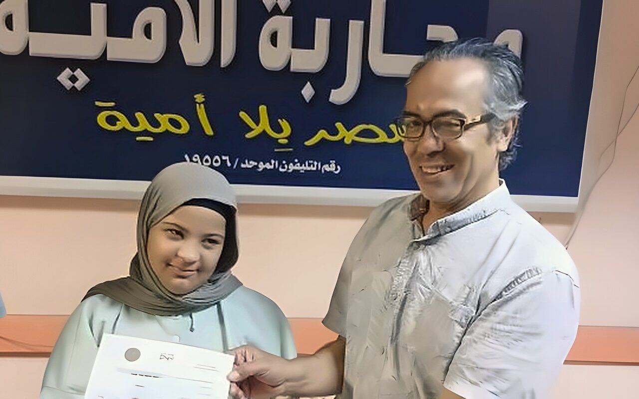 أسماء محمد.. حكاية إرادة من قرية أشراف قنا تثبت أن التعليم حق لا يعرف المستحيل