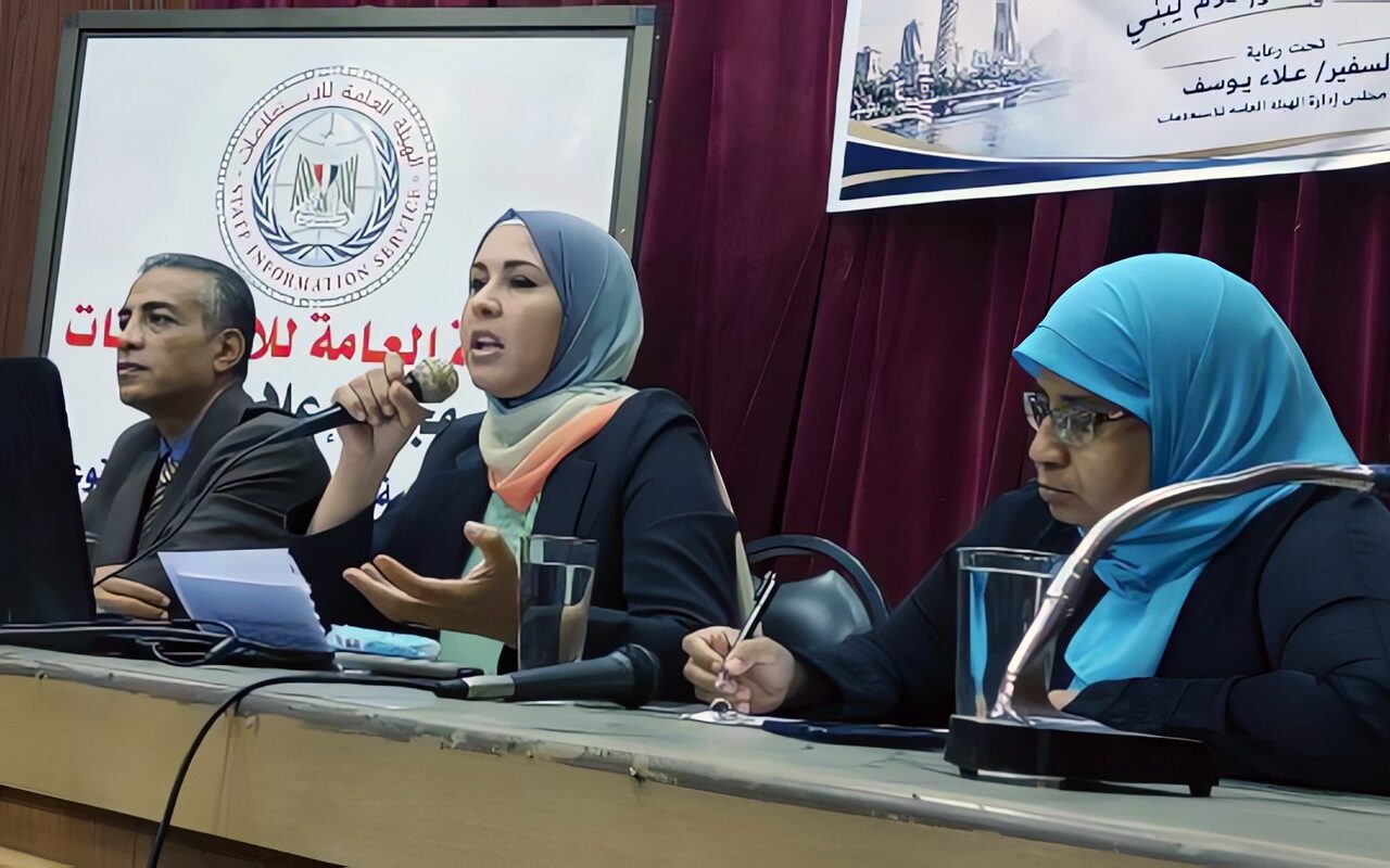 مجمع إعلام قنا يناقش دور المشروعات القومية فى مواجهة الشائعات