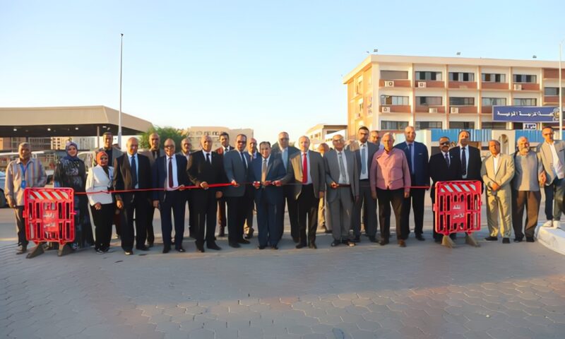 افتتاح طريقين جديدين لتعزيز الربط بين كليات ومستشفيات جامعة قنا