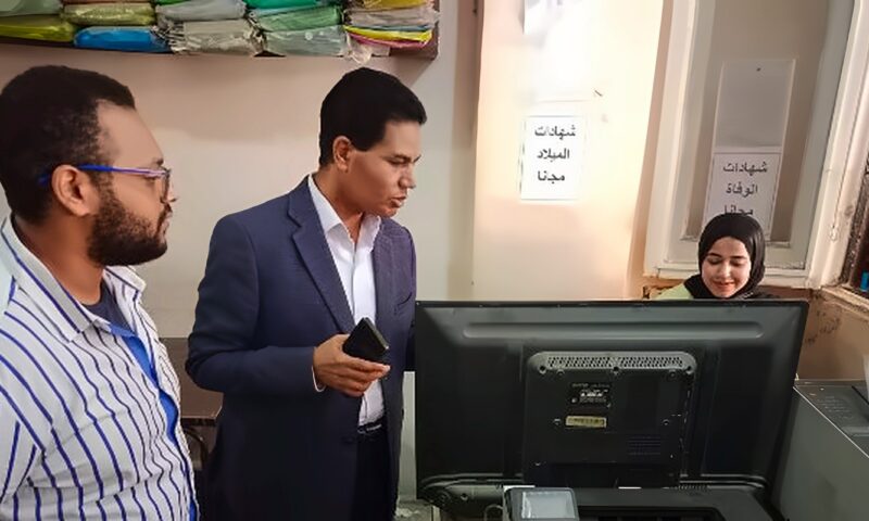 قبل انطلاق حملة الحصبة.. وكيل صحة الأقصر يفاجئ 3 مكاتب صحة ويتابع الجاهزية