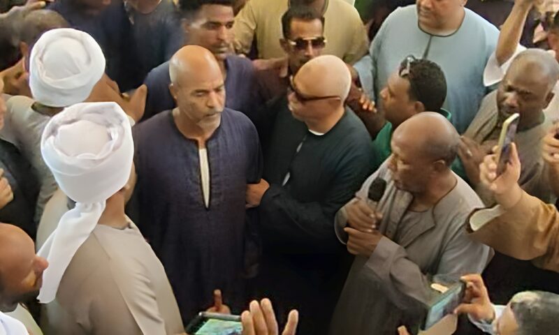إنهاء خصومة ثأرية بين أبناء عمومة بقرية أبو زعفة بالأقصر