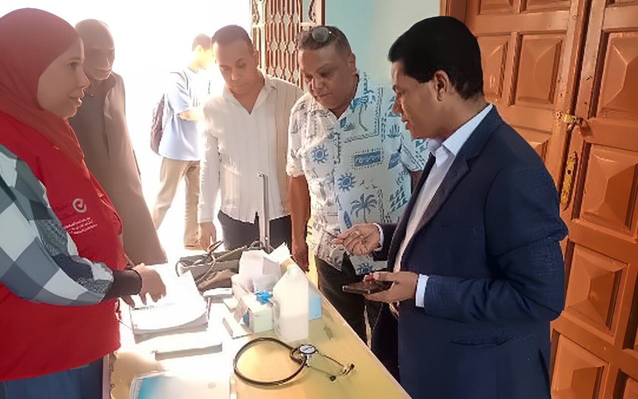 استعدادًا لحملة الحصبة والحصبة الألماني.. جولة لوكيل صحة الأقصر على مكاتب الصحة لمراجعة الخدمات والانضباط.. صور