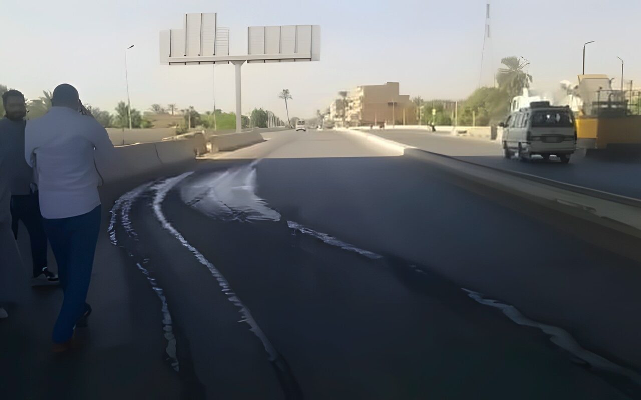 حملات مكثفة بالقرنة في الأقصر.. رفع كفاءة الطرق والإنارة وإزالة تعد على الأراضي الزراعية