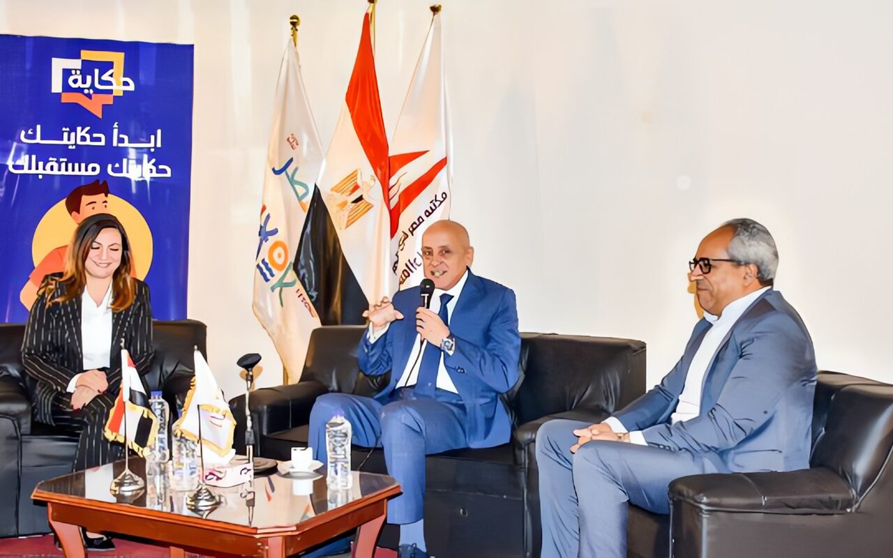 بحضور 300 متدرب.. محافظ الأقصر يشهد ختام البرنامج التدريبي المكثف في الذكاء الاصطناعي بمكتبة مصر
