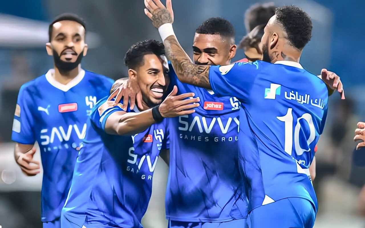 موعد مباراة الهلال والفتح في دوري روشن والقنوات الناقلة والتشكيل المتوقع