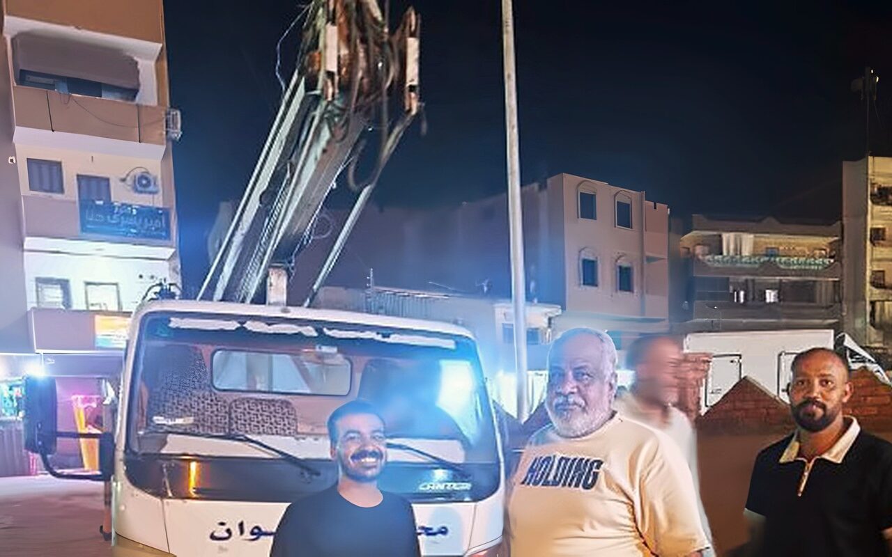 محافظ أسوان: نقدم الدعم الكامل للمبادرات المجتمعية بالأحياء والمناطق السكنية