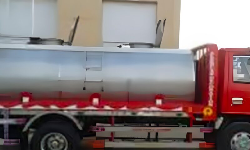 ضبط سيارة محملة بمواد بترولية مهربة فى أسوان