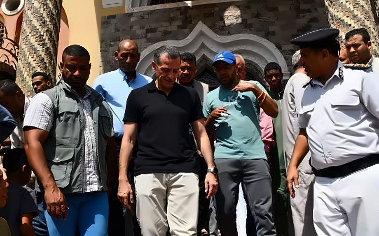 محافظ أسوان يلتقى المواطنين للاستماع إلى مطالبهم وتلبيتها وفقاً للإمكانيات المتاحة