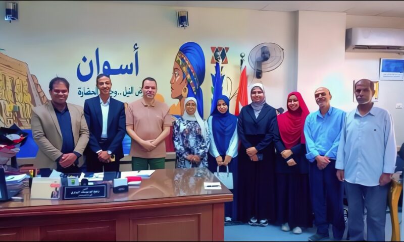 أخبار أسوان | جهود بيطرية وتعليمية وتموينية وتمكين للمرأة .. وقافلة طبية بوادي النقرة