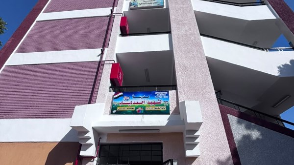 محافظ أسوان يوجه بتوفير المعلمين والصيانة المدرسية
