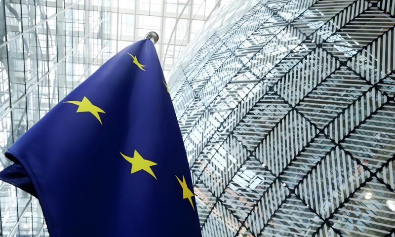 اجتماعات أوروبية بريطانية طارئة تخرج دون قرار للرد على واشنطن بفتح احتياطيات الديزل