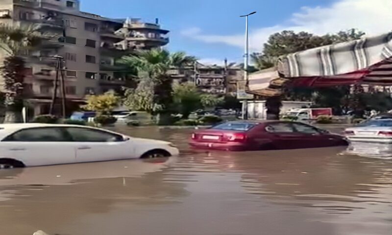 سوريا.. مشاهد من تشكل سيول جراء الأمطار الغزيرة في مدينتي حلب وإدلب