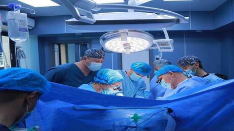 للمرة الأولى في طاجيكستان.. زراعة جزء من كبد لطفل يبلغ عامين